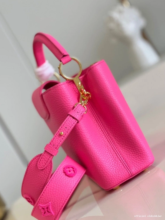 Official oldcobbler VUITTON LOUIS BB CAPUCINES 0727